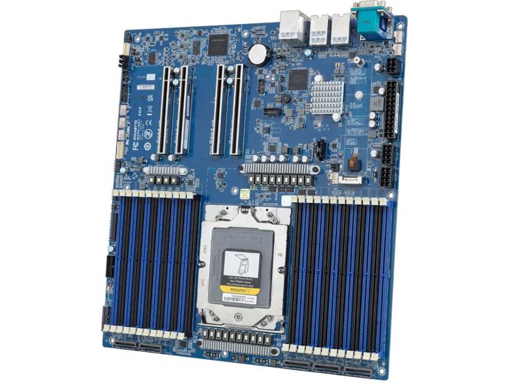 „Gigabyte MZ33-AR1 SP5“ AMD pagrindinė plokštė