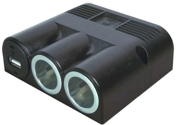 Pro Car Maitinimo lizdas su 2+USB 20A (USB 3A), skirtas tvirtinimui varžtais