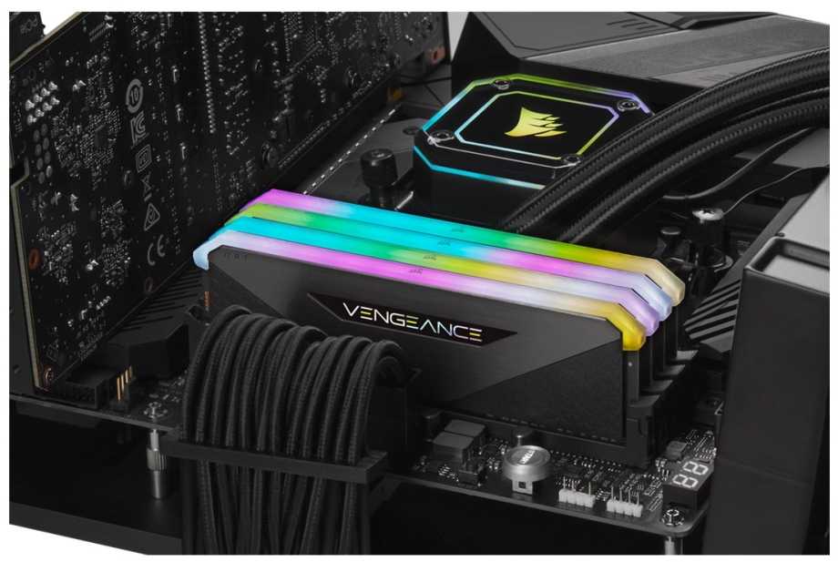 RAM Corsair Vengeance RGB RT Juodas 32GB Kit (2x16GB) DDR4-3200 CL16 DIMM atmintis