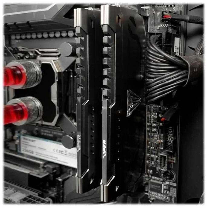 Patriot Viper Steel 32GB (2x16GB 3200MHz DDR4 CL16 DIMM)