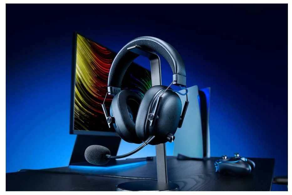 Ausinės Razer BlackShark V3, skirta PlayStation, juoda