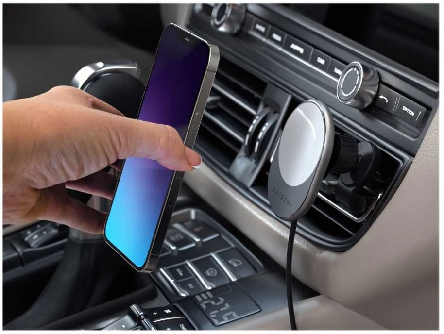 SATECHI magnetinis belaidis automobilinis įkroviklis