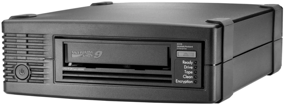 Serveris HP HPE Storage LTO-9 Ultrium išorinis juostinis įrenginys (BC042A) + 5x LTO-9 45TB duomenų kasetės (Q2079A) + (716197-B21)