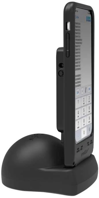 Socket Mobile DuraSled DS800 įkrovimo stotelėje