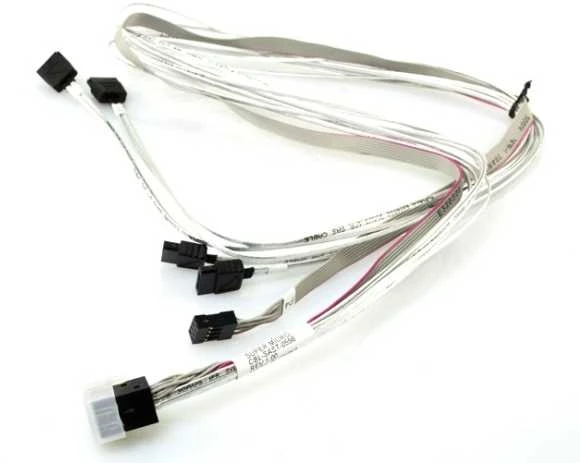 „Supermicro CBL-SAST-0556“ nuosekliai prijungto SCSI (SAS) kabelis