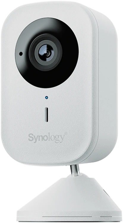 „Synology CC400W“ apsaugos kamera „Cube IP“ apsaugos kamera, skirta naudoti viduje ir lauke, 2560 x 1440 pikselių, skirta luboms / sienoms / stalui.