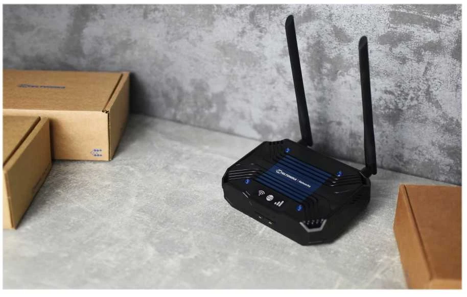 Teltonika Dual LTE Cat 6 Maršrutizatorius TCR100 802.11ac, 42+300 Mbit/s, 10/100 Mbit/s, Ethernet LAN (RJ-45) jungtys 2, Mesh Support Taip, MU-MiMO Taip, 4G, Antenos tipas Išorinis / Vidinis