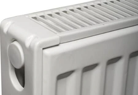 Thermrad „Compact-4 Plus“ šoninės plokštės / šoniniai skydeliai 33-300 (972 serija.....) 2 vnt. rinkinys.