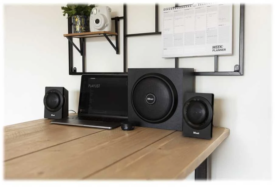 Kompiuterio kolonėlės Trust Yuri garsiakalbių komplektas 60 W Universal Juodas 2.1 kanalai 1 krypties 15 W