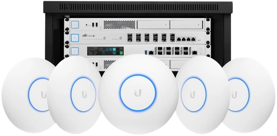 Maršrutizatorius UBIQUITI UAP-XG keturių radijo dažnių 802.11ac Wave 2 prieigos taškas 802.3bt PoE