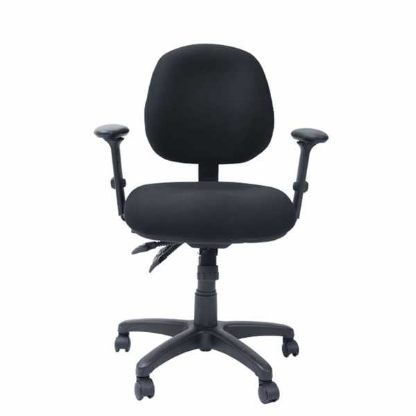 Furniture Trade „Kangaroo“ biuro kėdė, juoda – su porankiais