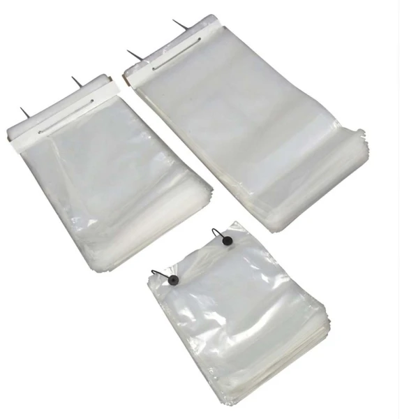 Usorteret Plastikinis maišelis, 30 µm, 205 x 250 mm Trumpas atidarytas šonas, LDPE, skaidrus Kojelė su kile, su kile dugne Dėžutė