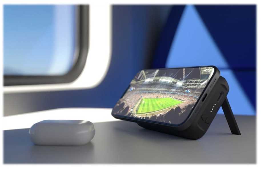 ZENS MAGNET 4000 MAH WIRELESS DUAL POWERBANK KICKSTAND AND QI TX
