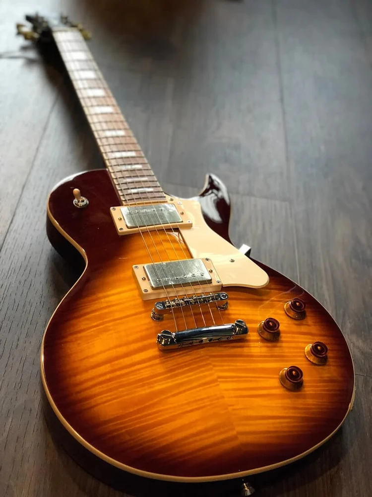 Elektrinė gitara Cort CR250-VB