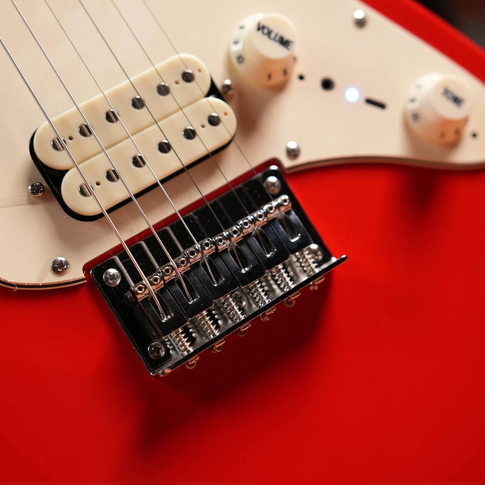 Elektrinė gitara su garsiakalbiu Kazuki BKZ-SM101ST-CRD