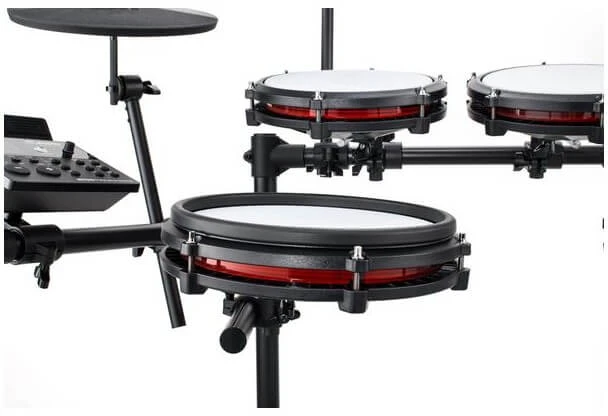 Skaitmeniniai būgnai Alesis Nitro Max Kit