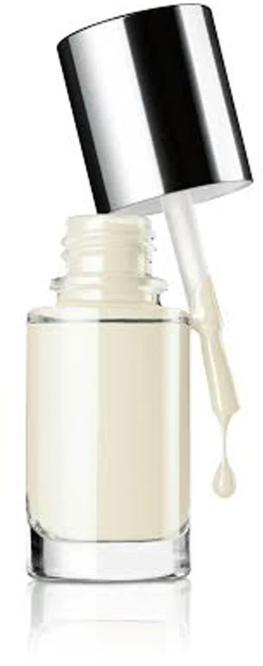 Clinique A Different Nail Enamel Colour Corrector Nagų lakas 01 Call My Buff, 9 ml