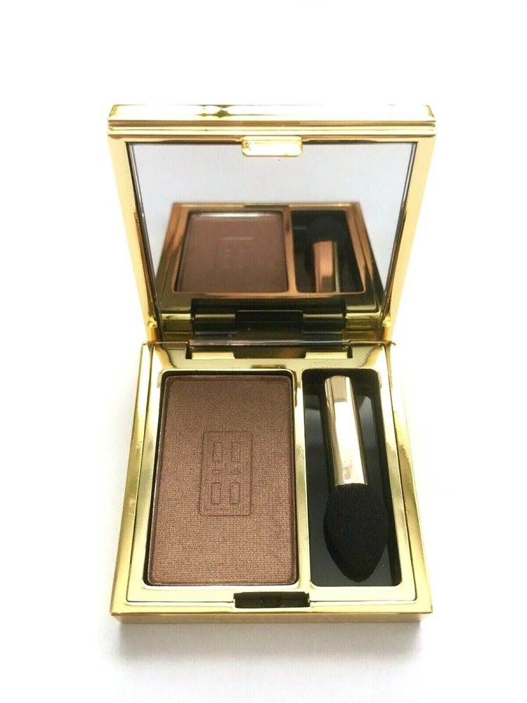 Elizabeth Arden, Mono, akių šešėlių pudra, 05, aštrus cinamonas, 2,5 g *Mėginamoji pakuotė