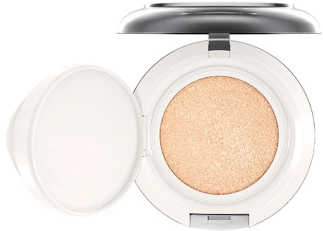 MAC Lightful C+ kompaktiškas makiažo pagrindas „Extra Light Rose“ SPF 50, 12 g