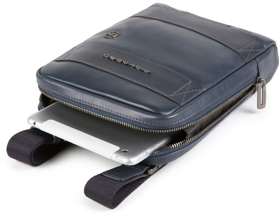 Piquadro, Obidos, Leather Crossbody Bag, Mėlyna, 17 x 22 x 5.00 cm, For Men