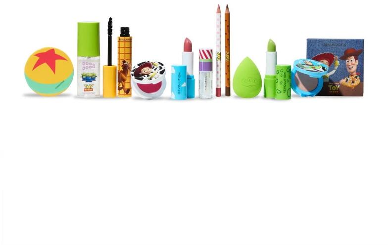 Makeup revolution Revolution Disney Toy Story x Revolution Andy's Room Gift Set kosmetikos rinkinys