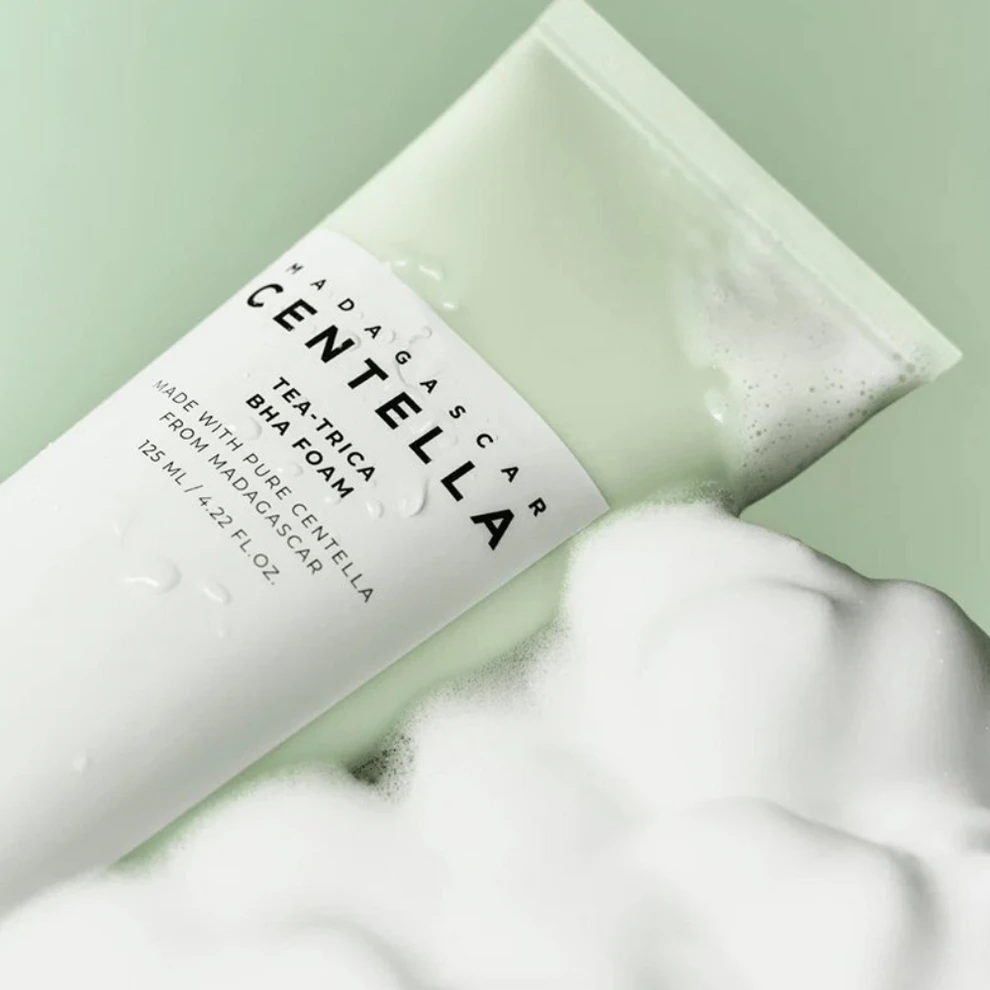 SKIN1004 Madagascar Centella Tea-Trica BHA Foam Valomosios veido putos, 125 ml