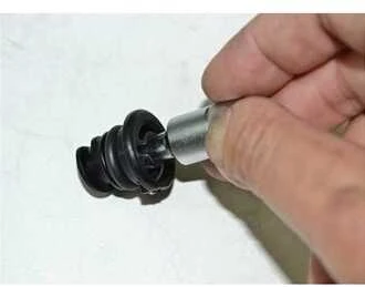 Weber Tools Alyvos išleidimo plastikinių kamščių raktas VAG