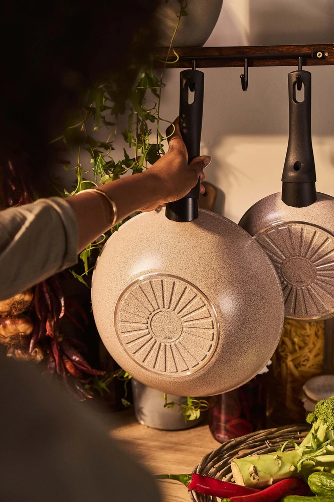 Ballarini - Ledro Wok - rusvai gelsvas - 28 cm