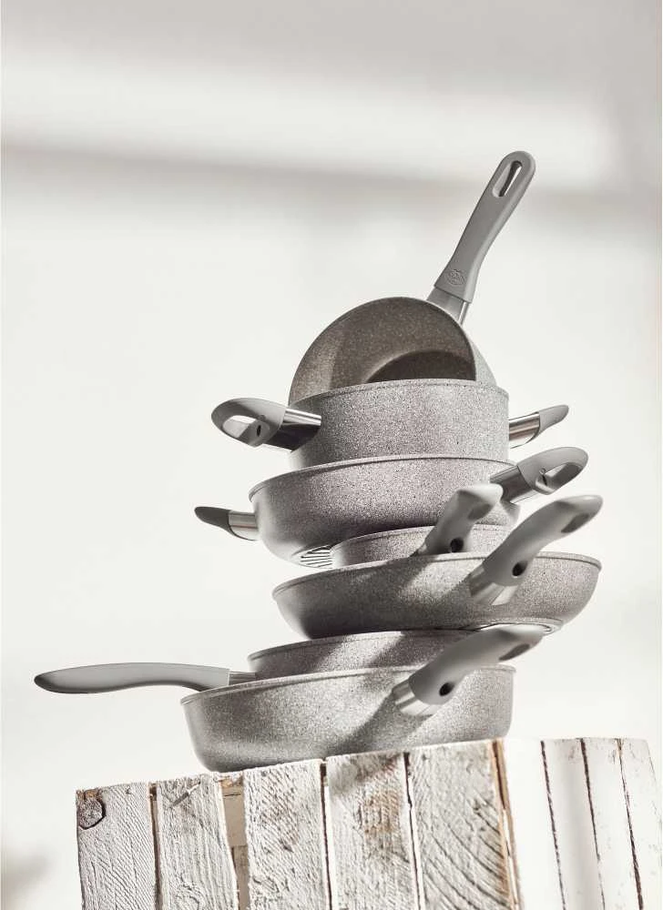 BALLARINI 75002-973-0 apvali serviravimo keptuvė