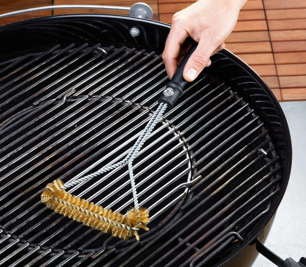GEFU BBQ Trikampis grilio valymo šepetys