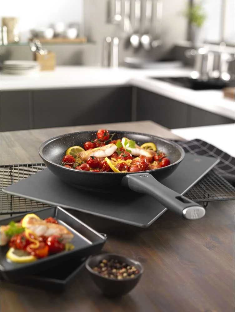 ZWILLING MARQUINA PLUS granitinė keptuvė su „Duraslide Granite“ danga, 20 cm