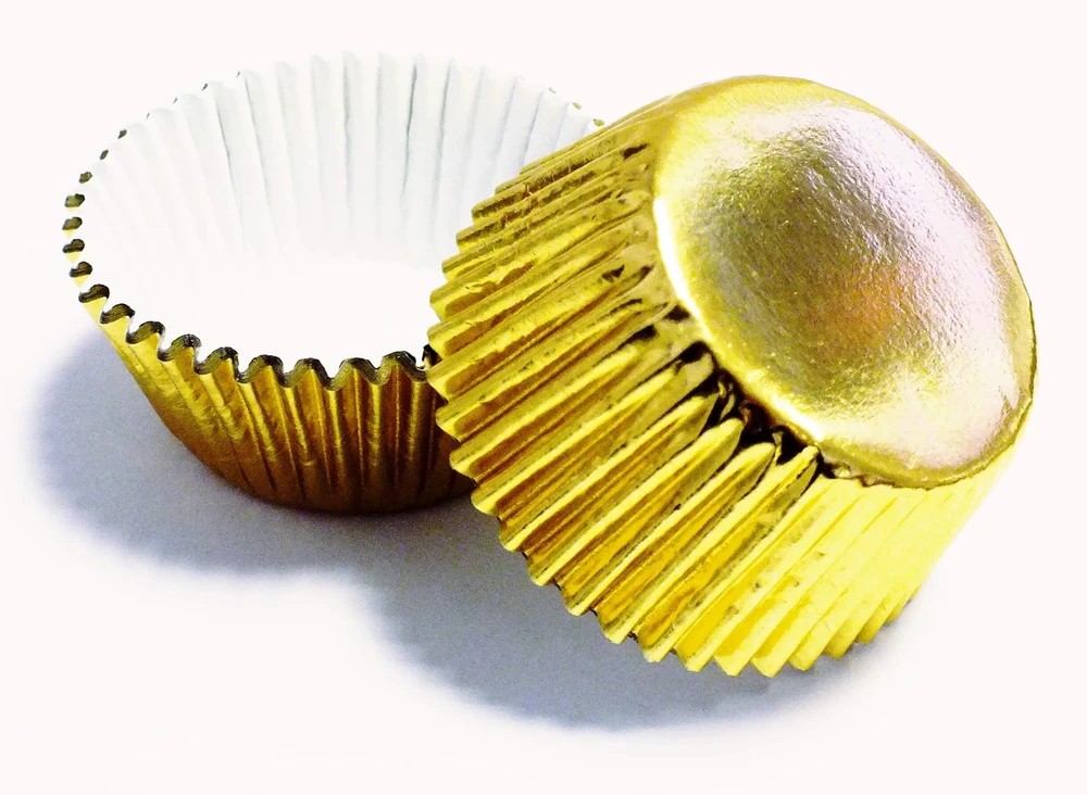 PME Metaliczne mini papilotki na muffinki (45 vnt) auksinė
