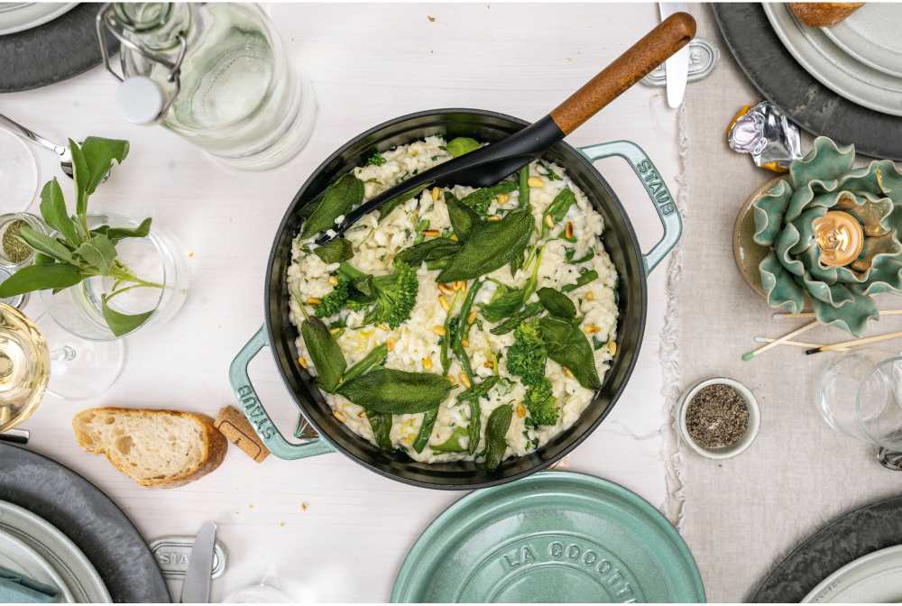 Staub La Cocotte Apvalus ketaus puodas, 2,2 l, mėtų spalvos