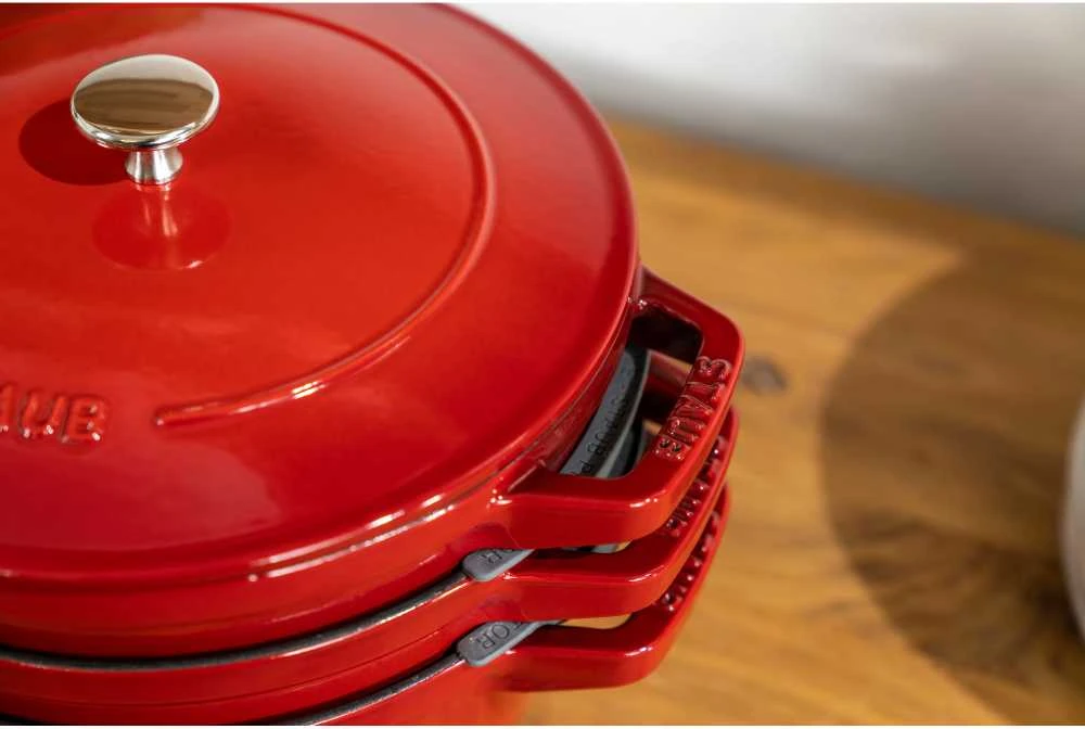Staub La Cocotte apvalus ketaus troškinimo indas -- 3 VIENŲ RINKINYS