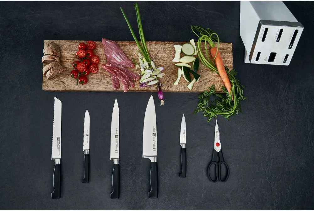 Virtuvės peilių rinkinys Zwilling Four Star 35148-207-0, 7 dalių, Baltas pagrindas