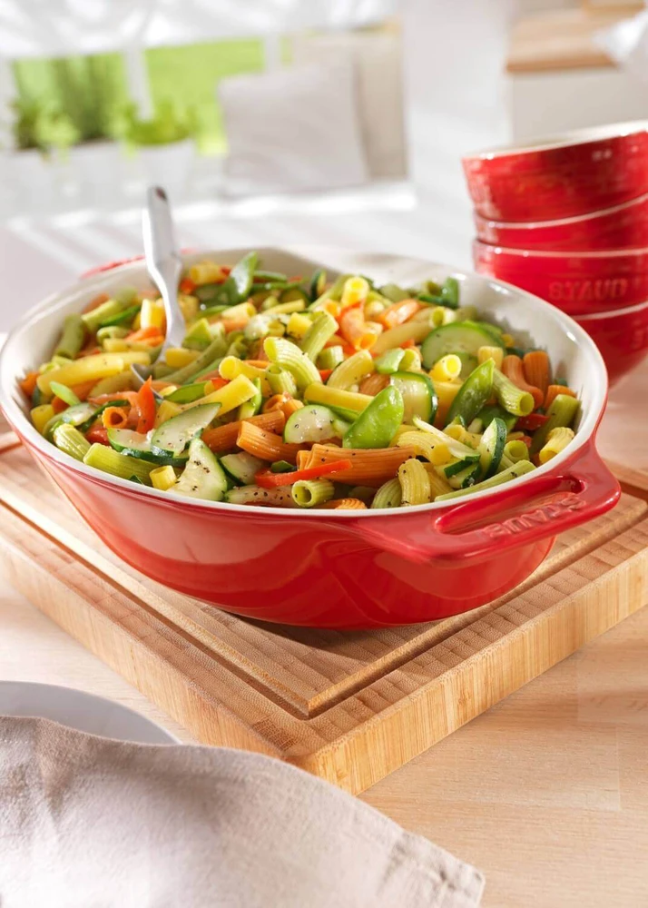 STAUB COOKING Ovali keraminė lėkštė 2,3 ltr, raudona