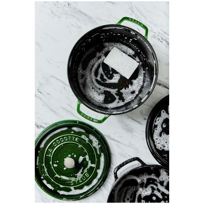 Staub La Cocotte 22 cm apvalus ketaus puodas troškinimui, tamsiai žalios spalvos | 40509-354-0