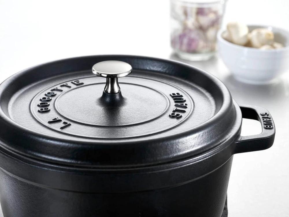 STAUB kepimo indas Round Cocotte, 28 cm, Juodas