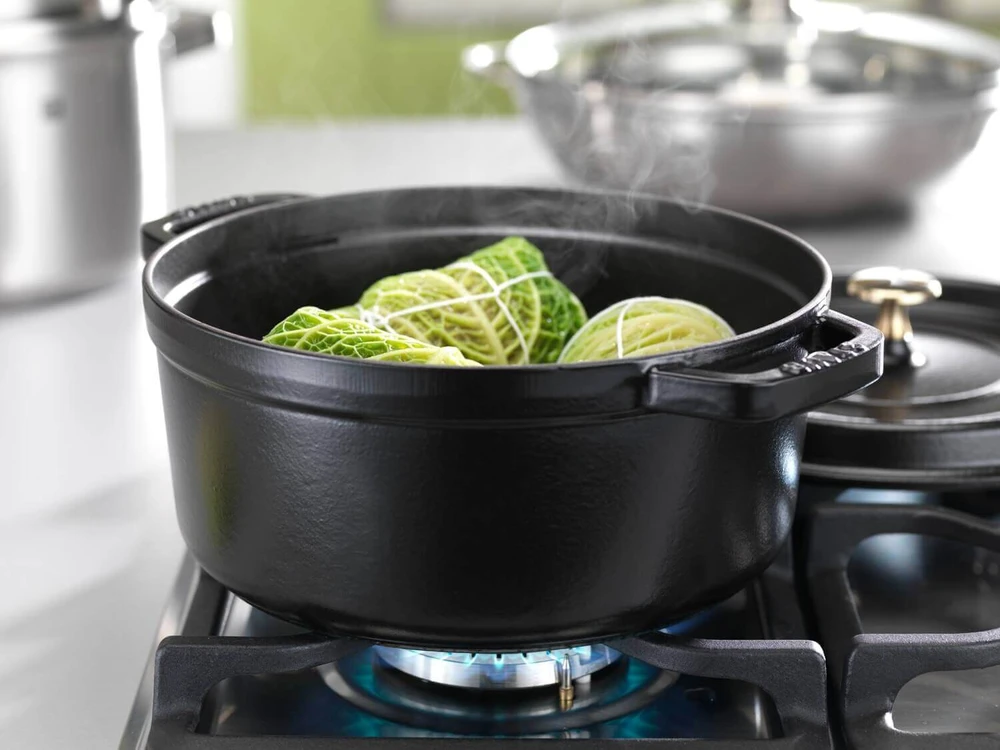 STAUB kepimo indas Round Cocotte, 28 cm, Juodas