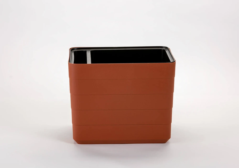 URBALIVE BERBERIS balkoninis savaime drėkinamasis vazonas 26 x 30 cm, cinamono spalvos