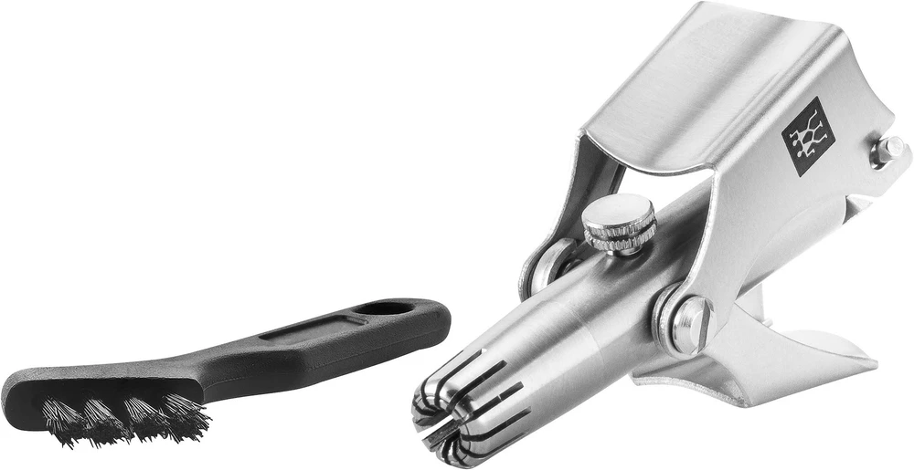 ZWILLING CLASSIC INOX ausų ir nosies kirptuvas 3 cm + šepetėlis