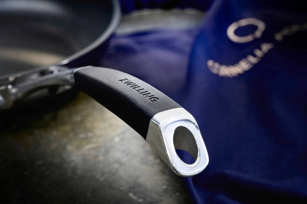 ZWILLING CORE Keptuvė płytka 24 cm