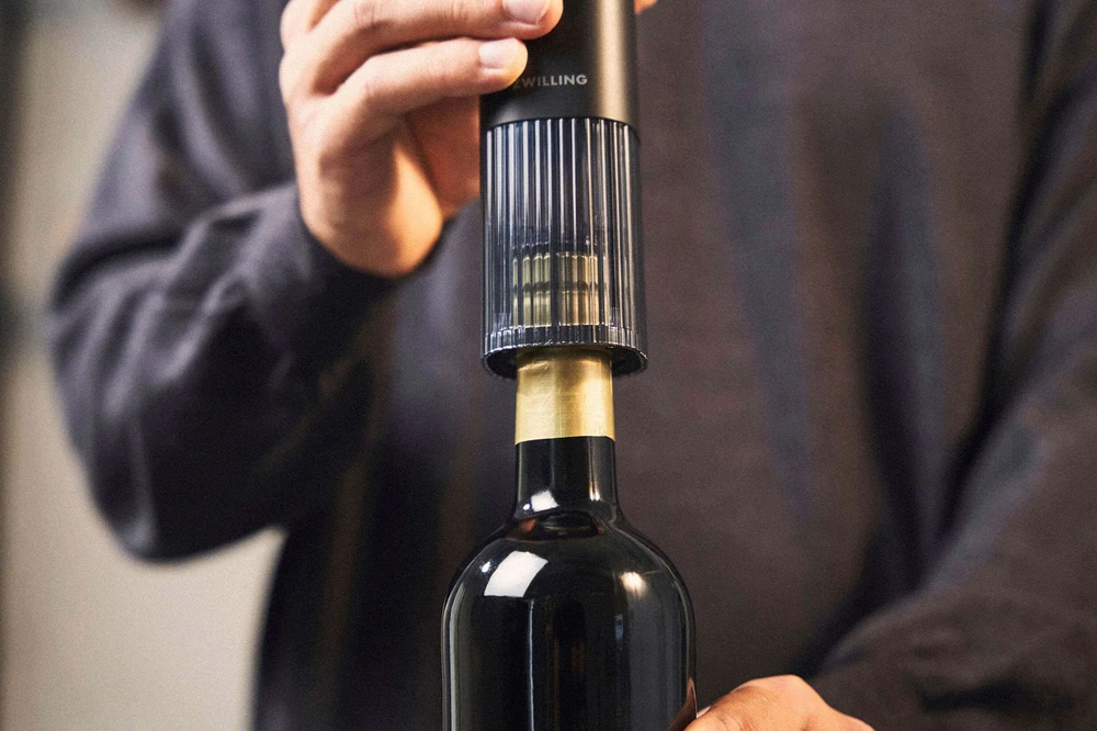 ZWILLING ENFINIGY Wine Opener, Juodas