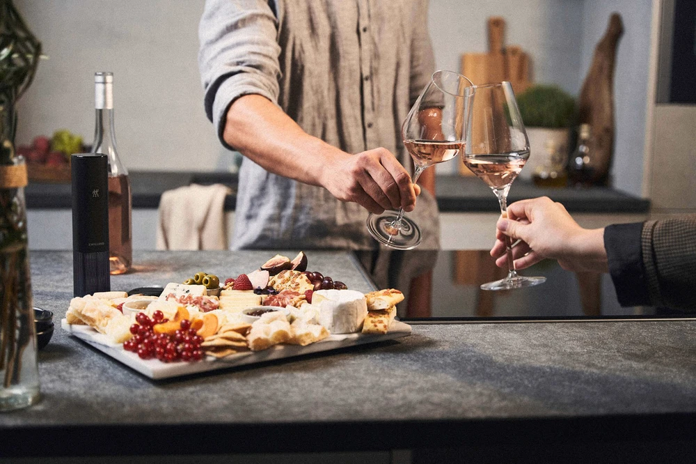 ZWILLING ENFINIGY Wine Opener, Juodas