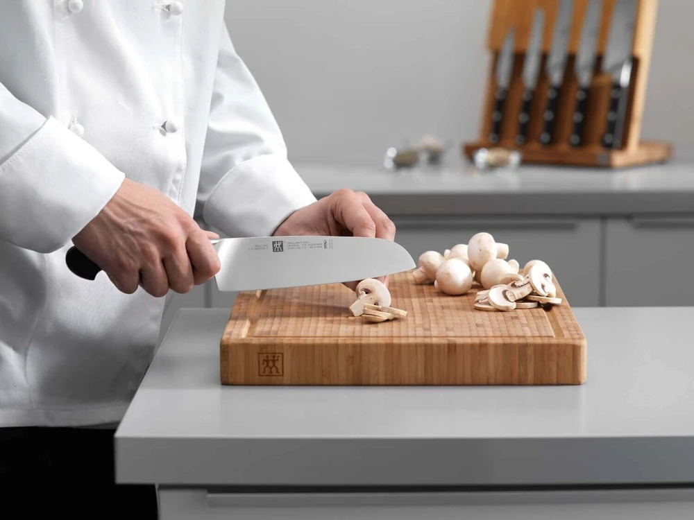 Zwilling Pro Santoku peilis 38407-181-0