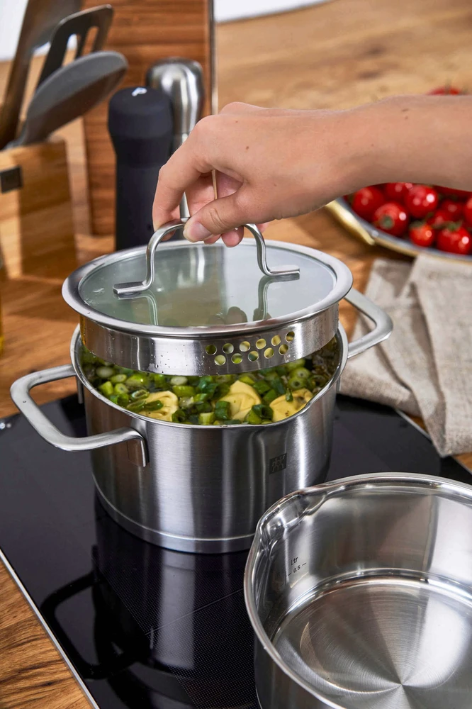 Zwilling nerūdijančio plieno puodų rinkinys 5 vnt., (66920-005-0)