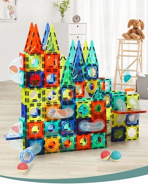 3D magnetinis katapultos konstruktorius vaikams, 132 dalys