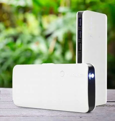 Aliuminis slim powerbankas 20000 mAh – lengvas, patikimas, su LED indikatoriais