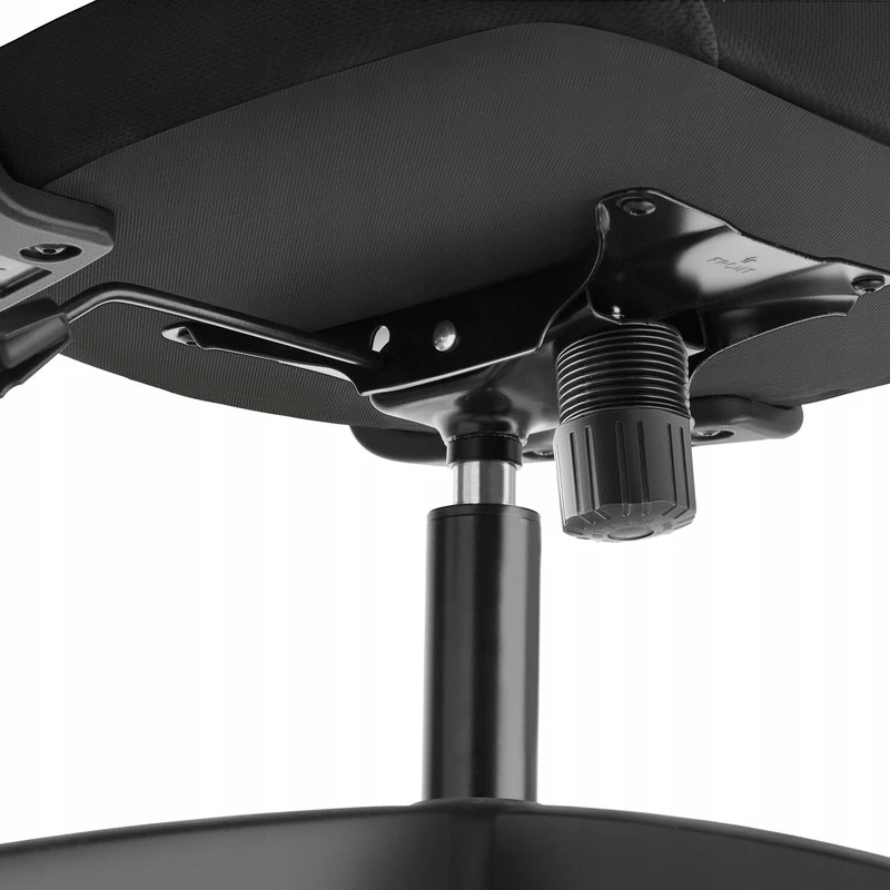 Arges ergonominė biuro kėdė su reguliuojama galvos atrama