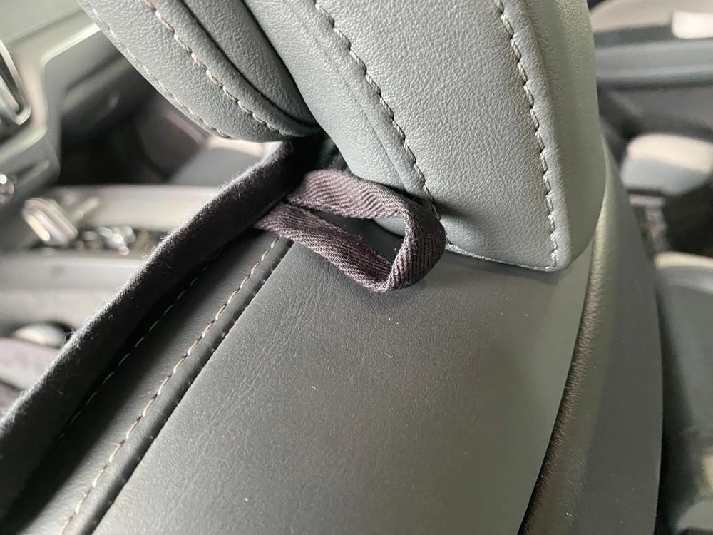 Automobilio sėdynės kilimėlis iš grikių lukštų, juodas